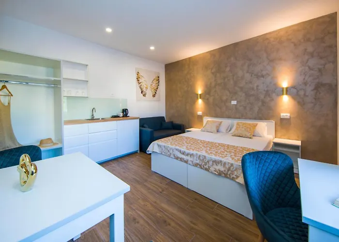 Luxury 2 * 스플리트