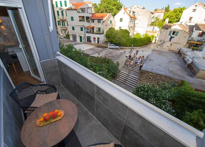 Luxury 2 스플리트