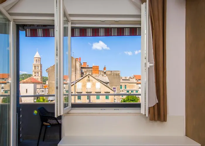 Luxury 2 * 스플리트